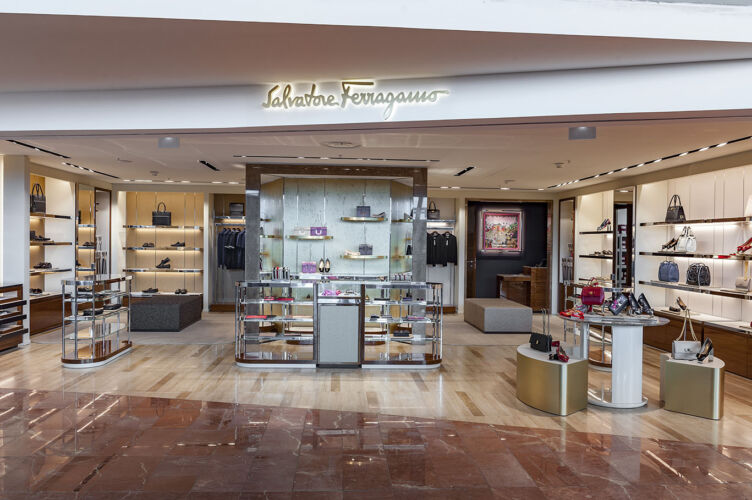 SALVATORE FERRAGAMO <br/>AEROPORT NICE <br/>COTE D’AZUR