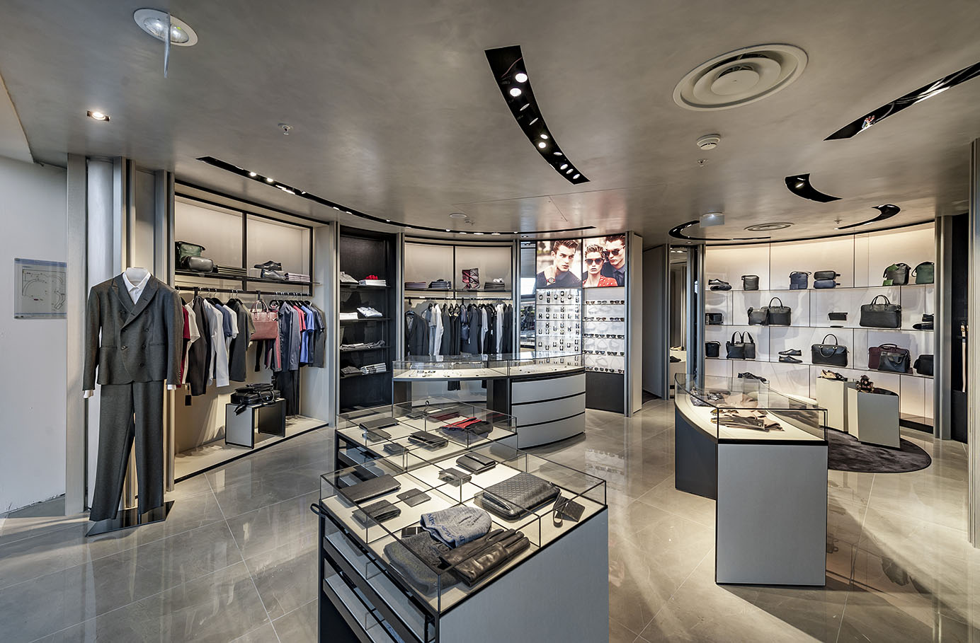 EMPORIO ARMANI NICE AIRPORT COTE D'AZUR Privartys